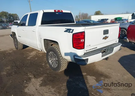 2018 Chevrolet Silverado 1500 2Lt из США, поврежденный, VIN 3GCUKREC5JG298142